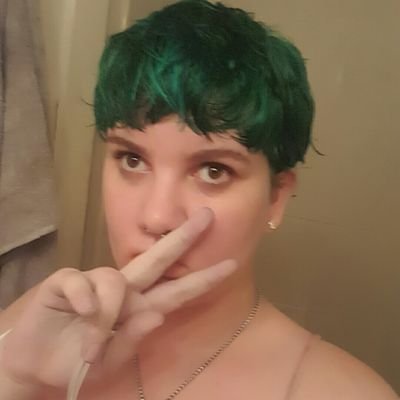 I'm a Dbz obsessed Nerd. Emo as heck. Please respect everyone!