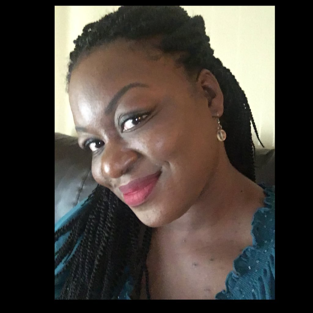 PrettyGirlLew's profile picture. 