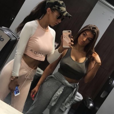 JodieeKelly's profile picture. 