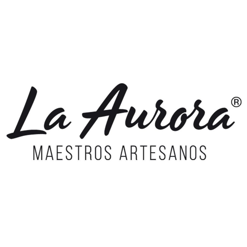 En La Aurora somos fabricantes de #mantecados #polvorones #chocolates #especialidades 🍪🍫🍬🍩 en #Estepa desde 1939. Empresa amparada por la @igp_estepa