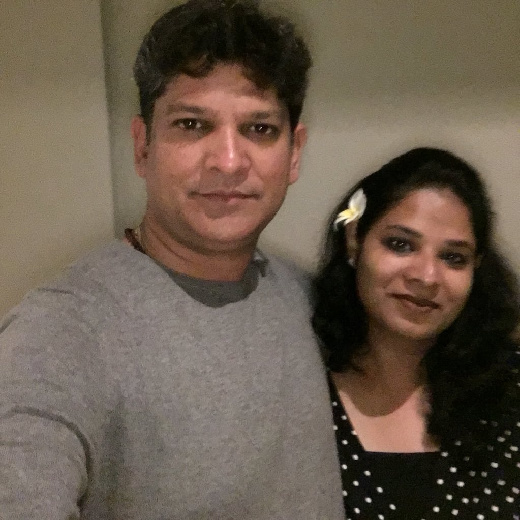 VarshaShukla23's profile picture. Travelling and reading