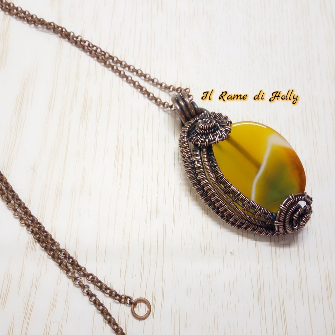 Creo bijoux in rame completamente fatto a mano con la tecnica wire wrapping