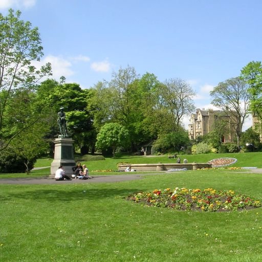 Official Twitter account for Kirklees Council Parks

We Love our Parks and Green Spaces!