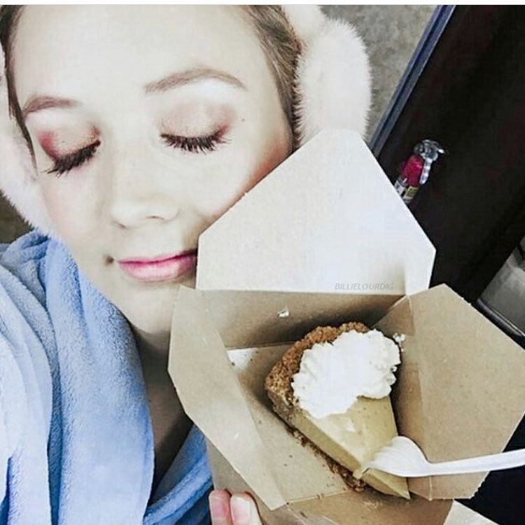 pinkyritual's profile picture. 