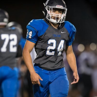 Olympic High School, WA⚔️ RB/LB (5’10” 195) C/O 2020 - #24 Current GPA: 3.847