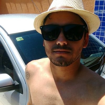  Homem que é prudente não diz tudo quanto pensa, mas pensa tudo quanto diz.