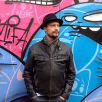 i.d.c. (@initialsdc) 's Twitter Profile