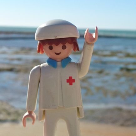 Pepin_DUE's profile picture. Enfermero por vocación, viajero de afición...
Rodeado de gente menuda....