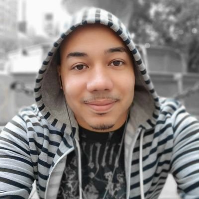 Lucky_Lefty01's profile picture. Gamer who codes in JavaScript, React, with more to learn. #girldad