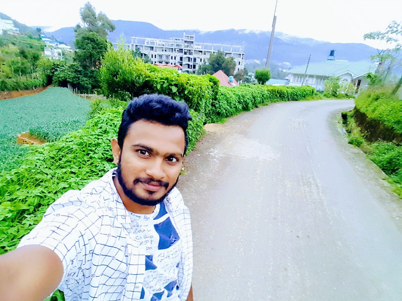 paul_niroshan's profile picture. 