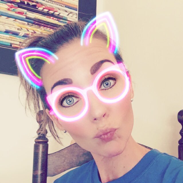 Head goofball to goofball 1 & 2; kinda like the Cat in the Hat, only prettier!