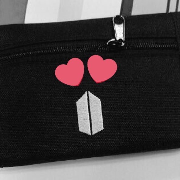 BTS_WALLET's profile picture. @autumnbreeze_jk x @suga_chronicle 개봉 영상 꼭 찍어주세요💞