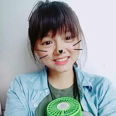 hightogether17's profile picture. 