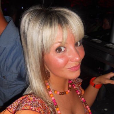 cleopatre_6's profile picture. Fitness Football Métal Pays Musique Journalistes & Experts Danse/Électronique Basketball Universitaire Avis NHL Rock Classique Politique Rock/Alternatif