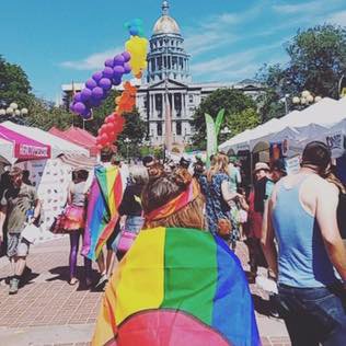 millie_e_t's profile picture. throwin out good vibes ✌🏼🌈🌻