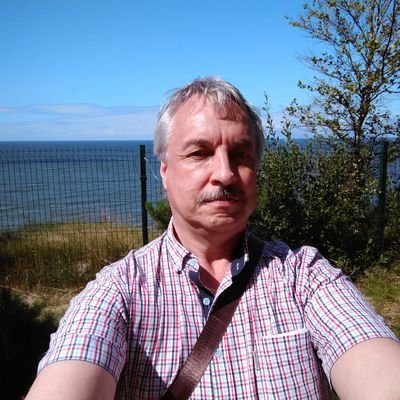 lolitomba's profile picture. 