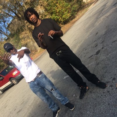 You no how I'm comin 🔫🔪💣😷#no talking rwg all my fallen soldiers G4L try me you a dead man I'm fuckin problem in des streets