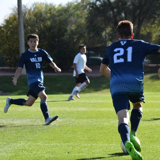 Official Twitter page of the 2017/2018 Valor Christian Men's Soccer Team
#teamadidas
