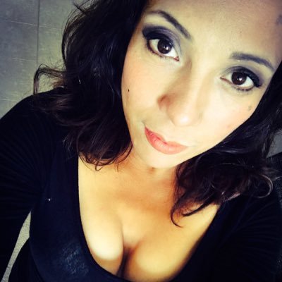 LeezeKruz's profile picture. 