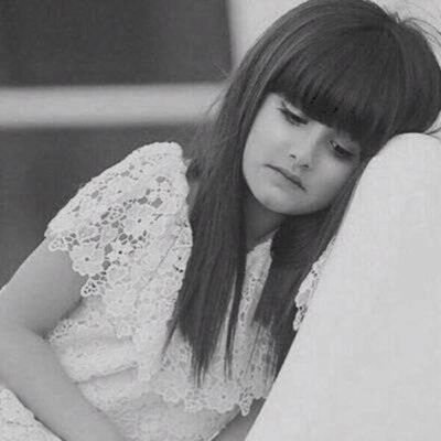 wYqMMZABdNLoku2's profile picture. ‏‏‏‏ٰ

مع الأسف يا سيدي ، أنا من الجيل القديم
اللي يحبون النقى .. قبل الجمال الظاهري !