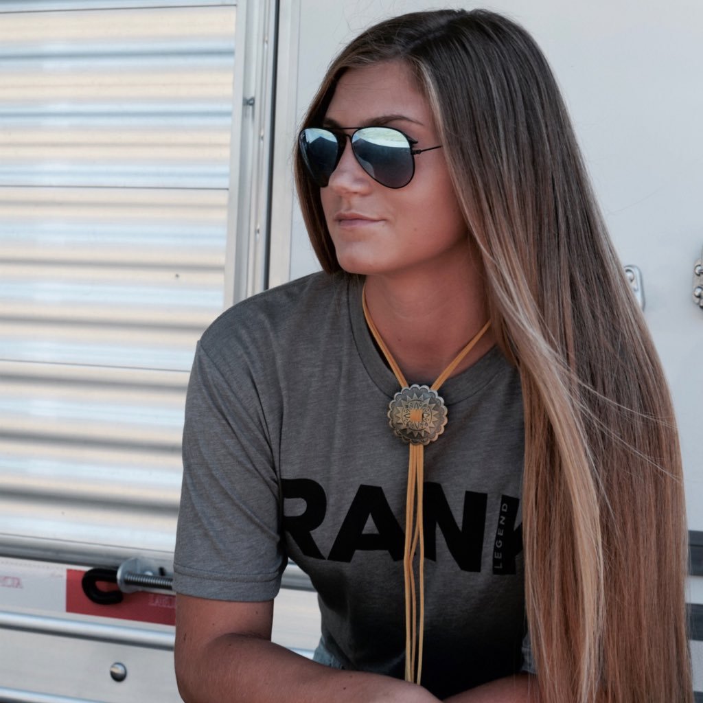 ryan_elizab3th's profile picture. 