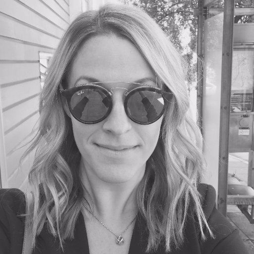 Er•in•ism - Exaggerated or affected adherence to spills & accidents. Synonyms - See Clutz. 💃 Music lover, Foodie, Corp Comms @VerizonBusiness