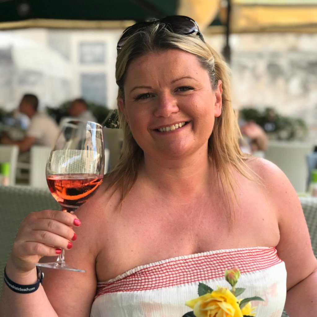 linnyt2's profile picture. 