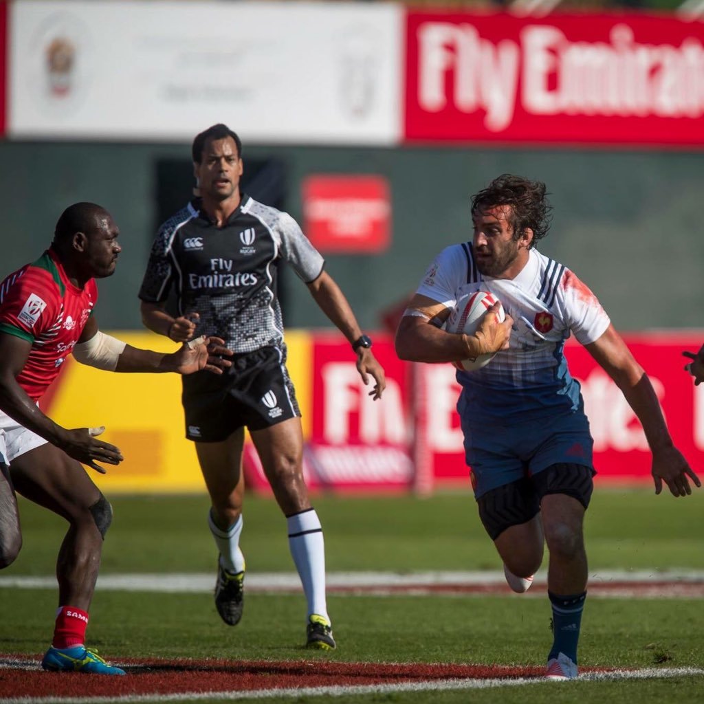 richaughton's profile picture. Former professional rugby player, now referee for Herts and World Series 7's.