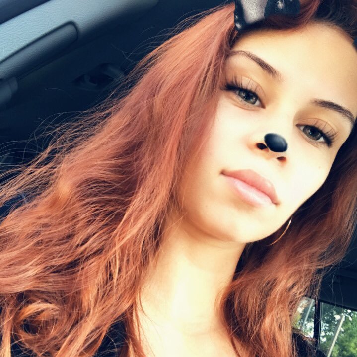 jueves_xo's profile picture. XO. Somewhere between I want it and I got it...#futuremd