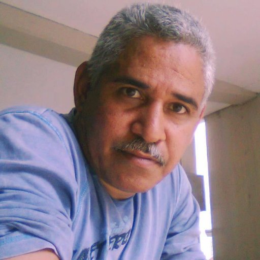 rafaeln82575601's profile picture. soy musico pertenesco al grupo renacer caraqueño musica popular venezolana, cañonera trabajamos a nivel de contratacion aunque aveces terminamos cantando bolero