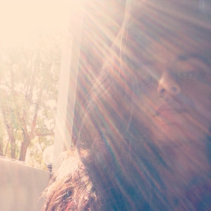 lilartsybitch's profile picture. never quite at ease with herself