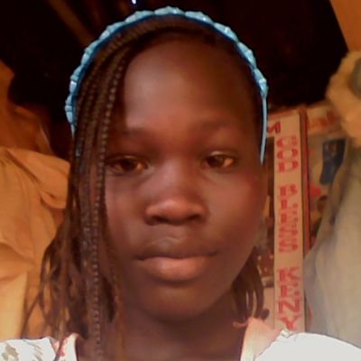 PrettyGladysS's profile picture. 