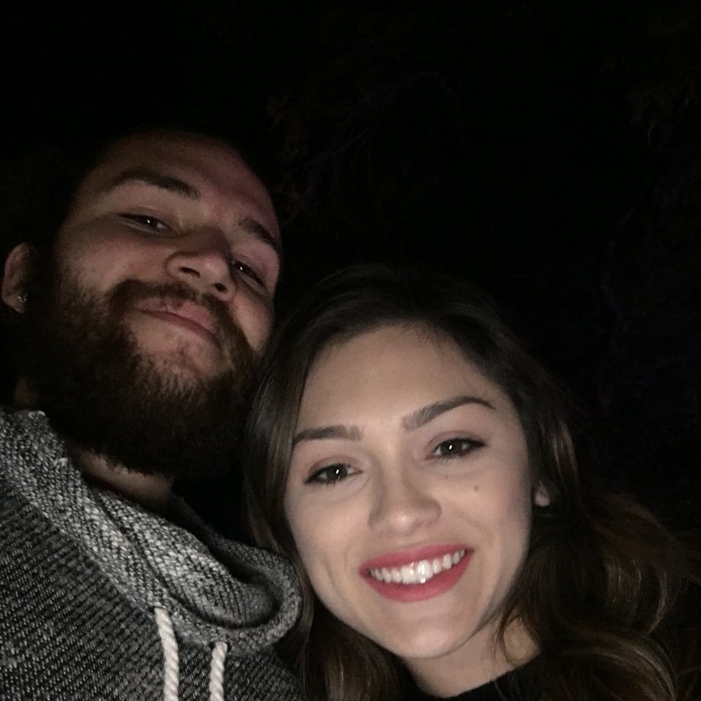 ChizzyChente's profile picture. Apogee.