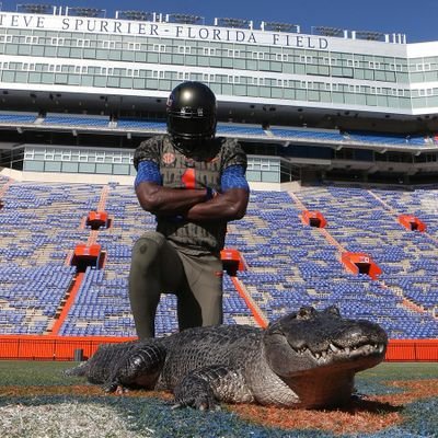 Florida Born
813 ➡️865➡️912
#GoGators #GoBucs
#RaiseTheFlags 🏴 #FireTheCannons