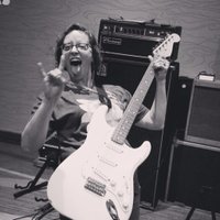 Anali Perry (@grumpator) 's Twitter Profile