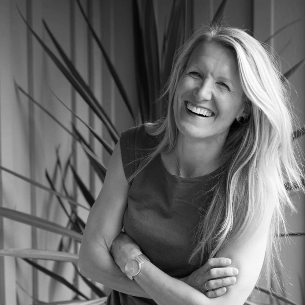 Comprehensive | Aesthetic | Microscope Dentistry | Creating beautiful, healthy smiles for a lifetime. Top Dentist-Seattle Met Travel|Coffee|Wine|Ski enthusiast