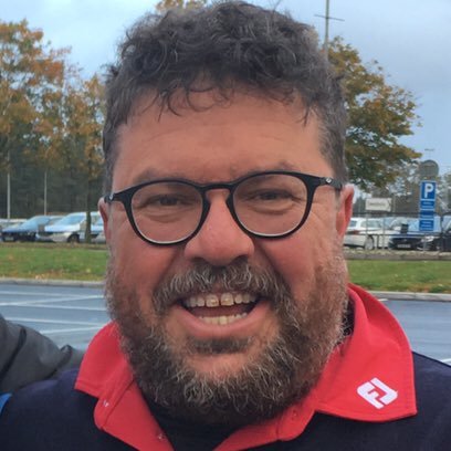 Husband, father of 3 Huge FC Barcelona fan. Helping golfers of all levels to take next step in their golfing evolution.