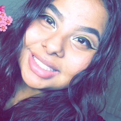 Self Taught Makeup Artist 💄 YouTube Channel Coming Soon 💋 Able to travel 🚗 Dm To make an appointment any songs in my videos (I DO NOT OWE COPY RIGHTS 💁🏽 -J