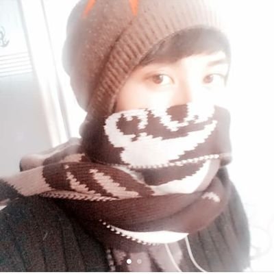 839308110's profile picture. Love iPhone is a faithful powder