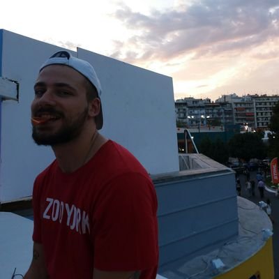 temigut's profile picture. question everything