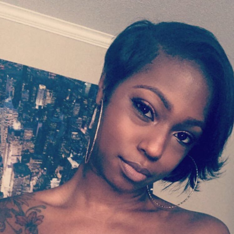 __SweetCupOfTea's profile picture. Instagram: @Slayedbyjayde_