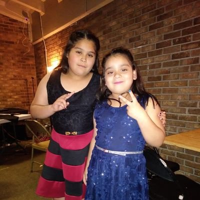 saramendoza470's profile picture. 