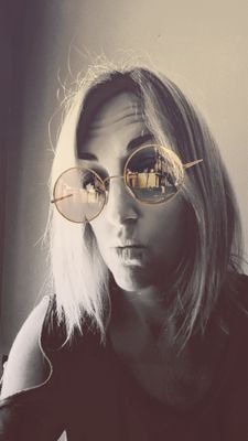 etyoil09's profile picture. 