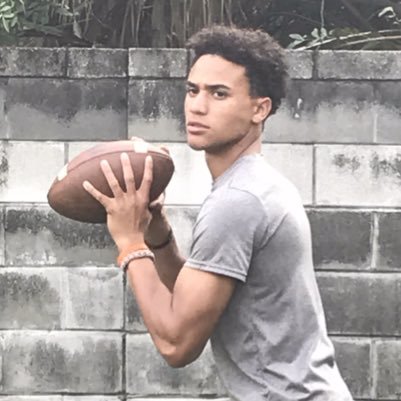 DPHS🏈 || Ambassador of Jesus Christ || Applying pressure .. #ForAvery✨