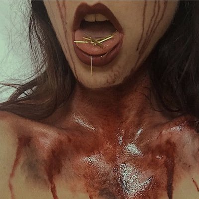 gossiptreehills's profile picture. Vous allez souffrir. Je vous briserai psychologiquement.