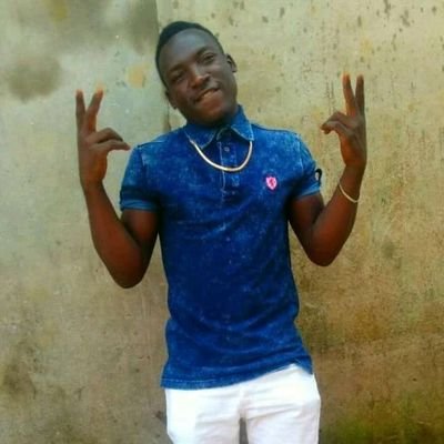 DedmondEttia's profile picture. 