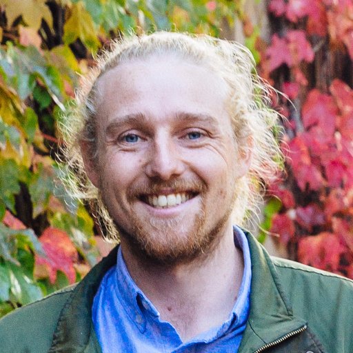 Climate justice activist and science communicator 🌏 Admin and Logistics for @ClimateActLeeds and #ImagineLeeds. Makes podcasts 🎧