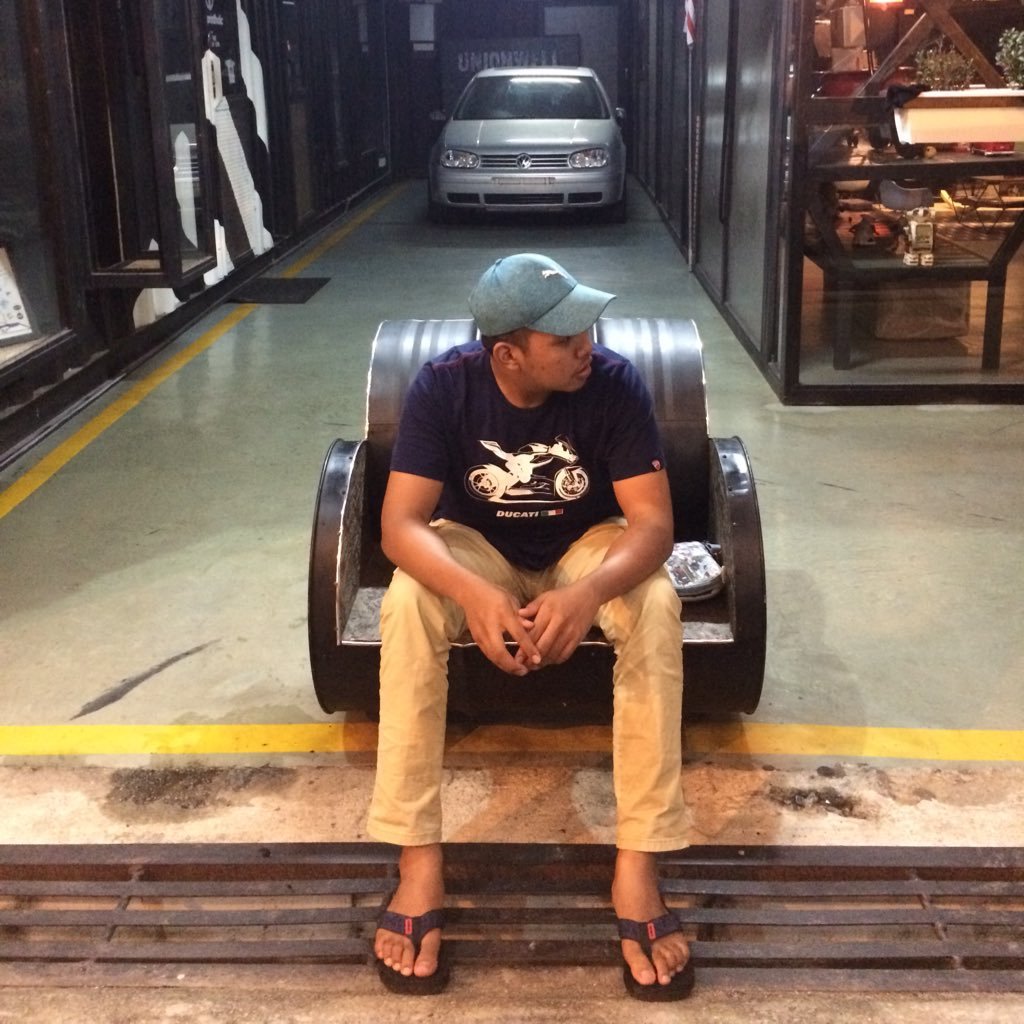 Nazreen_Naza's profile picture. nazreen naza,22, pahang