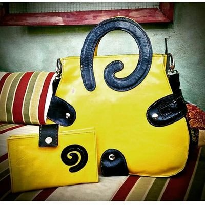 BrandcoCool1's profile picture. Brand made in Italy che produce borse ed accessori lavorate a mano artigianalmente.