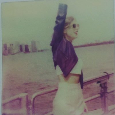 tayyflower's profile picture. Swiftie forever and always💙🎲